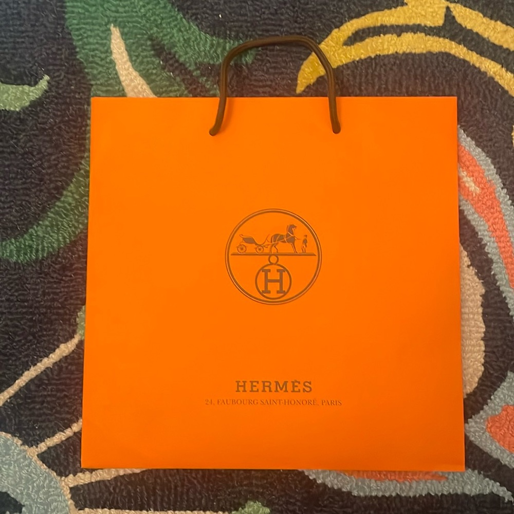 Hermès paper bag